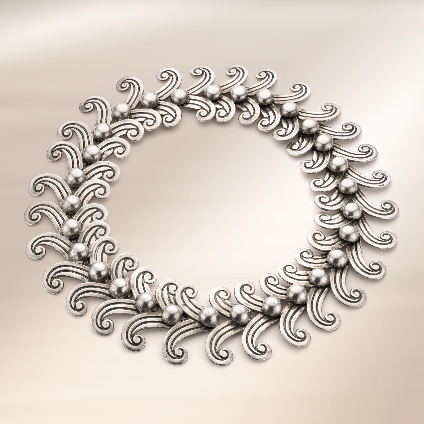 JLafosse 260708 154328 2699 beige_web